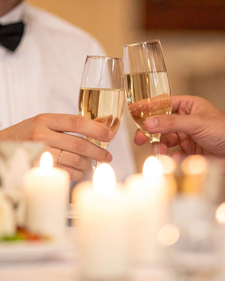 Pièces salées et bouchées d'un apéritif dînatoire traiteur d'entreprise